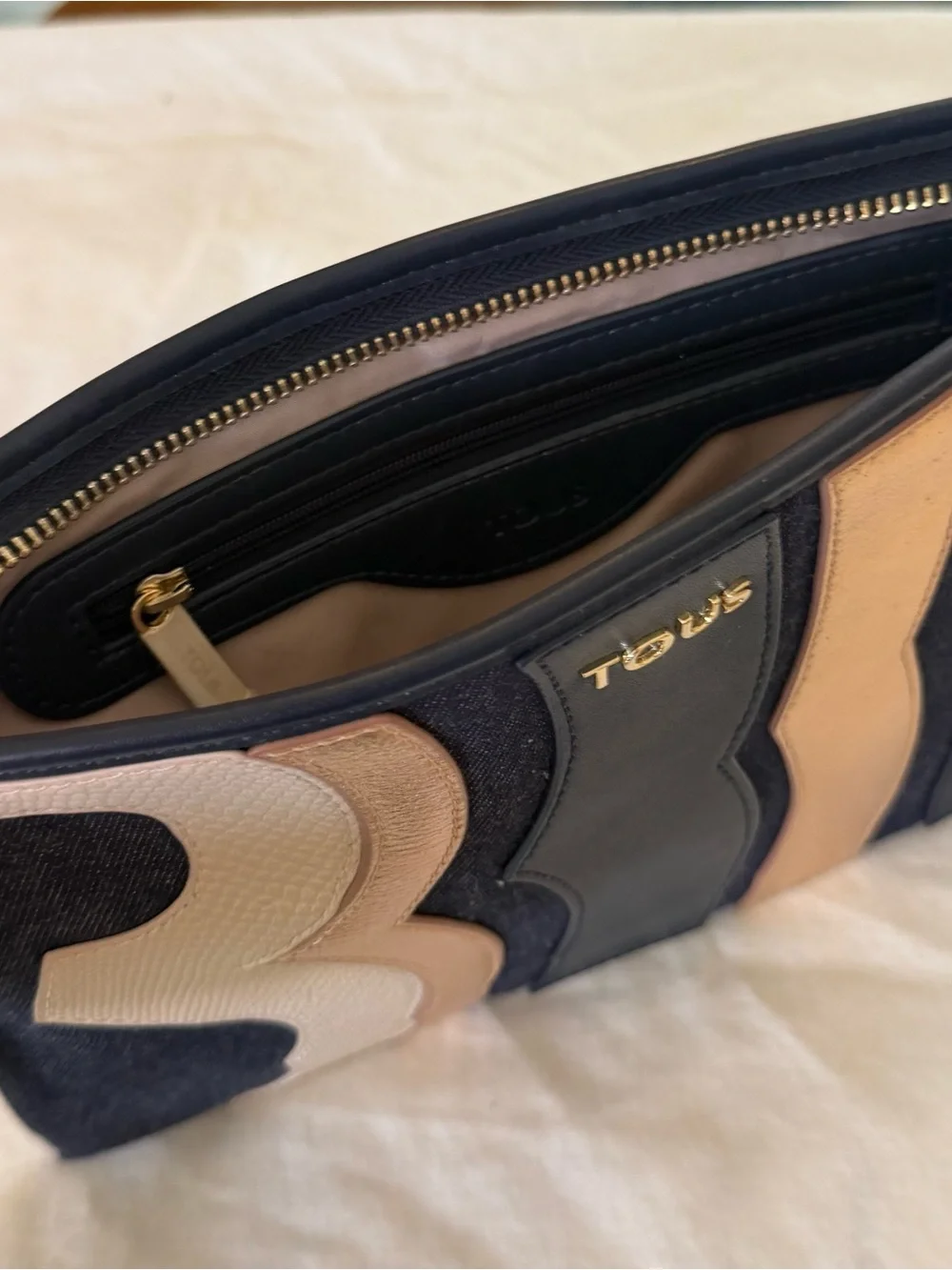 Tous genuine clutch